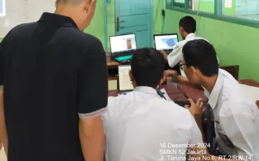 Foto Kegiatan PRAKTISI INDUSTRI MENGAJAR DI SMK 3 ~blog/2024/12/30/3