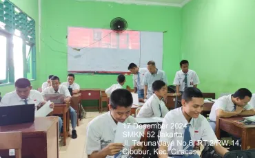 Foto Kegiatan PRAKTISI INDUSTRI MENGAJAR DI SMK 14 ~blog/2024/12/30/3