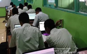 Foto Kegiatan PRAKTISI INDUSTRI MENGAJAR DI SMK 7 ~blog/2024/12/30/7