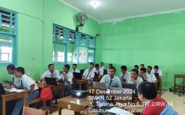 Foto Kegiatan PRAKTISI INDUSTRI MENGAJAR DI SMK 19 ~blog/2024/12/30/8