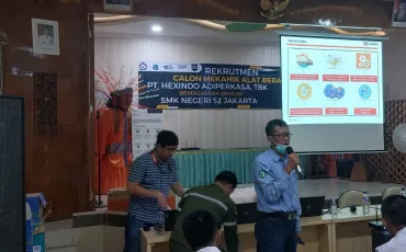 Foto Kegiatan REKRUITMEN PT. HEXINDO ADIPERKASA TBK. 7 ~blog/2025/2/12/7